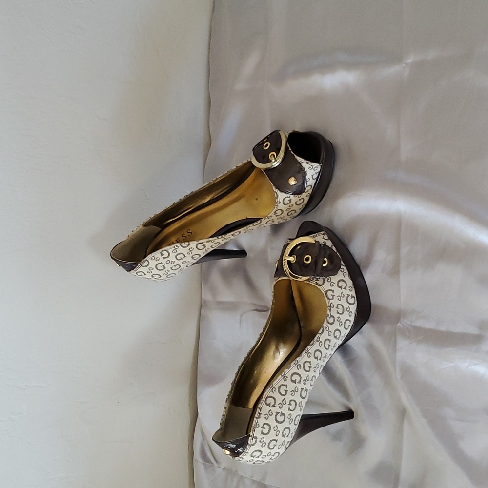 GUESS brown tan gold buckle stilettos 10 heels sexy pumps